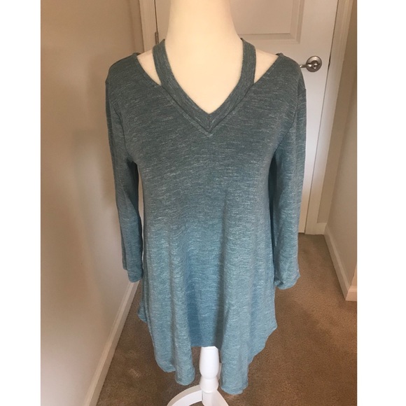 Style & Co. Tops - ✨ SALE ✨• Turquoise Flowy Shirt •